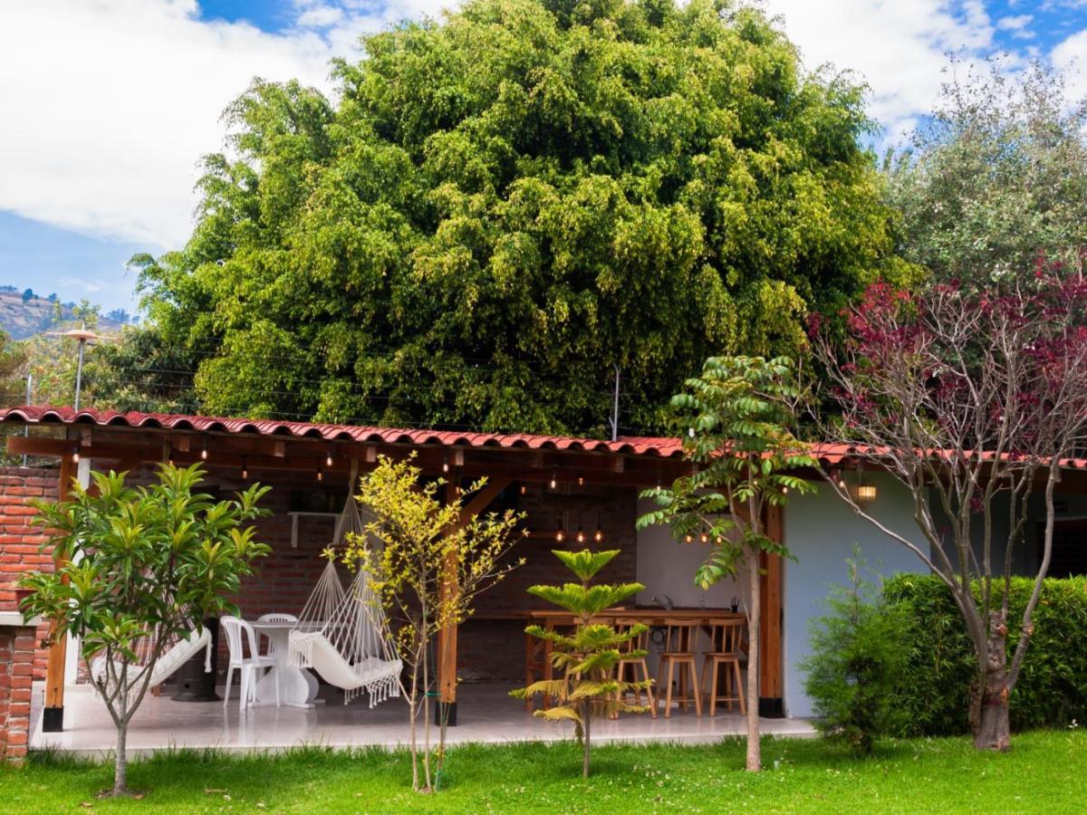 Bamboo Village Place Tumbaco Dış mekan fotoğraf
