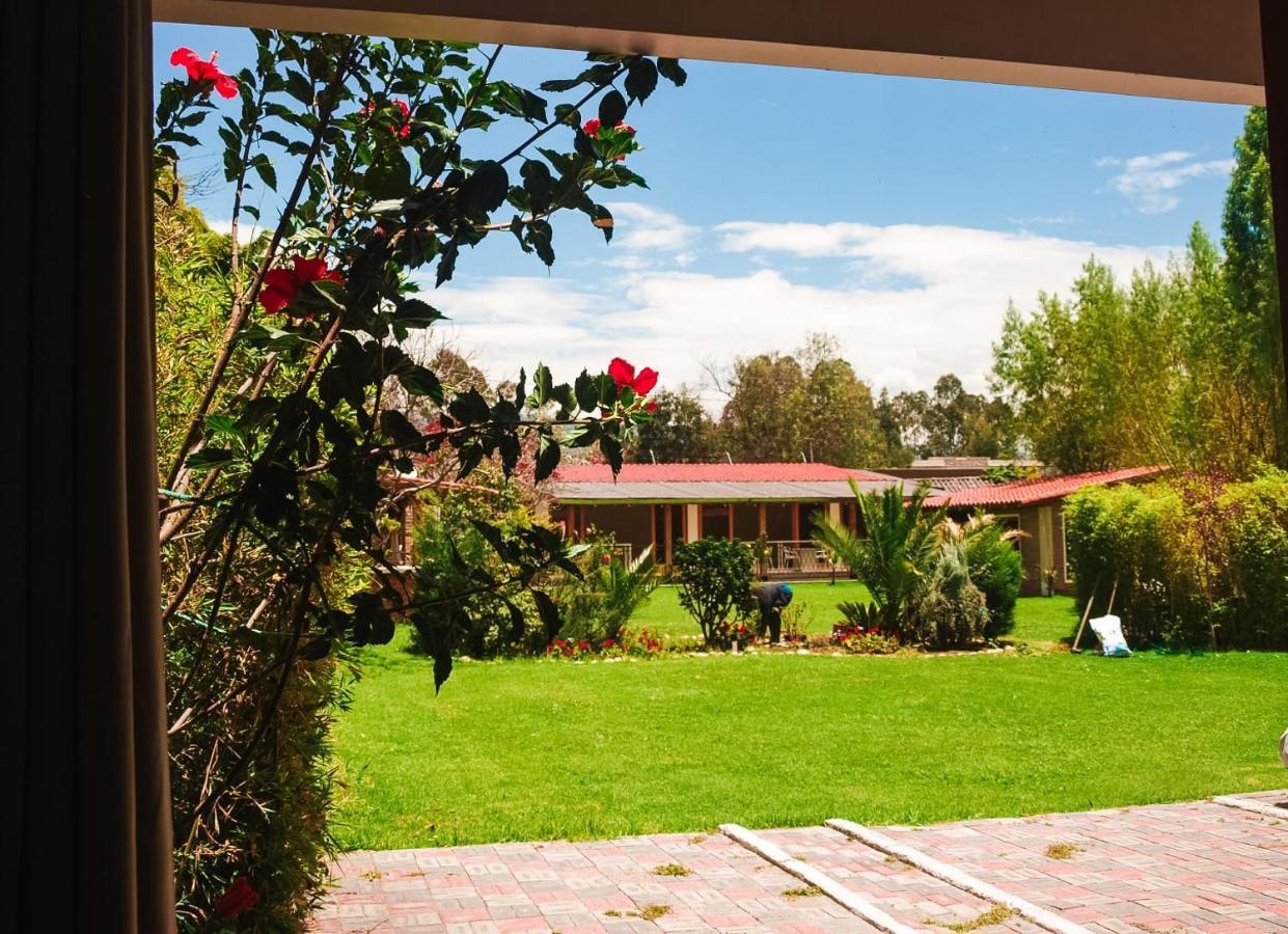 Bamboo Village Place Tumbaco Dış mekan fotoğraf
